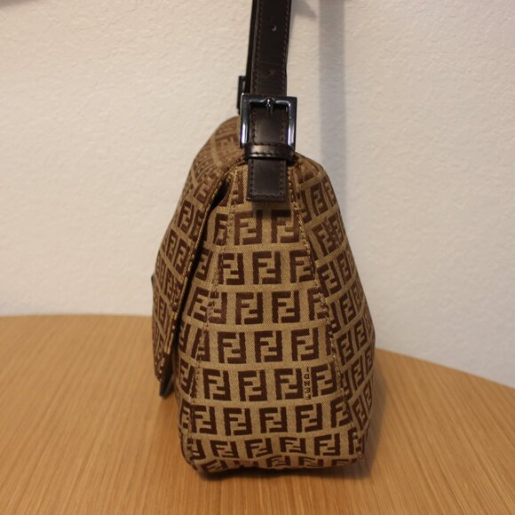 Fendi Zucca Mama Baguette handbag - Picture 3 of 10